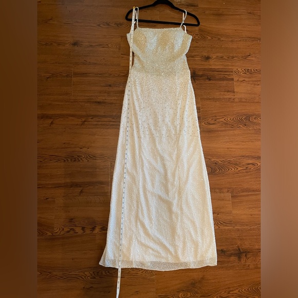 Vintage 90s/Y2K Cache Beaded Maxi Evening Dress White/Silver - Picture 6 of 11